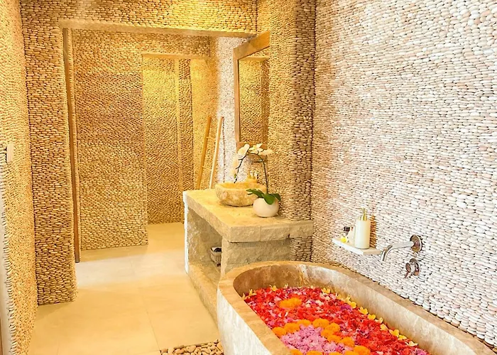 Villa Bali Secrets Oceanfront *